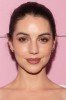 photo Adelaide Kane